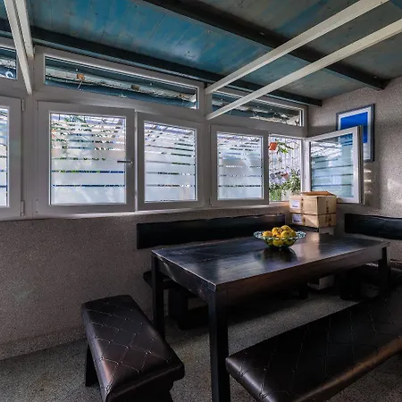 Апартаменты Hundefreundliches Mit Grillbereich, Privatparkplatz, Wifi In Ruhiger Lage *