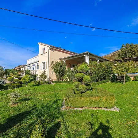 Apartament Hundefreundliches Mit Grillbereich, Privatparkplatz, Wifi In Ruhiger Lage Grižane