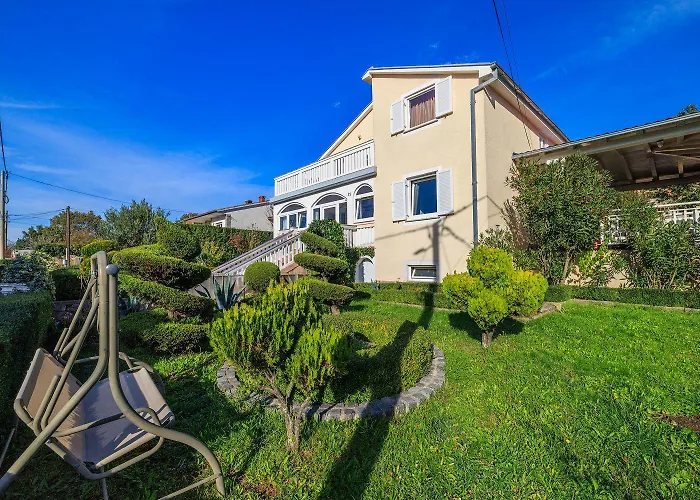 Hundefreundliches Mit Grillbereich, Privatparkplatz, Wifi In Ruhiger Lage *