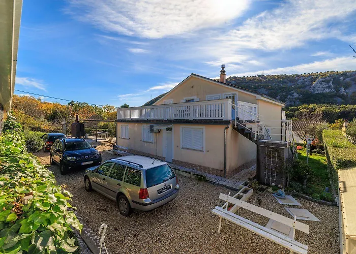 Hundefreundliches Mit Grillbereich, Privatparkplatz, Wifi In Ruhiger Lage Grižane
